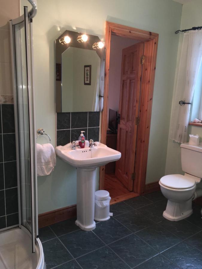 Carrick House B&B Killybegs Exteriör bild